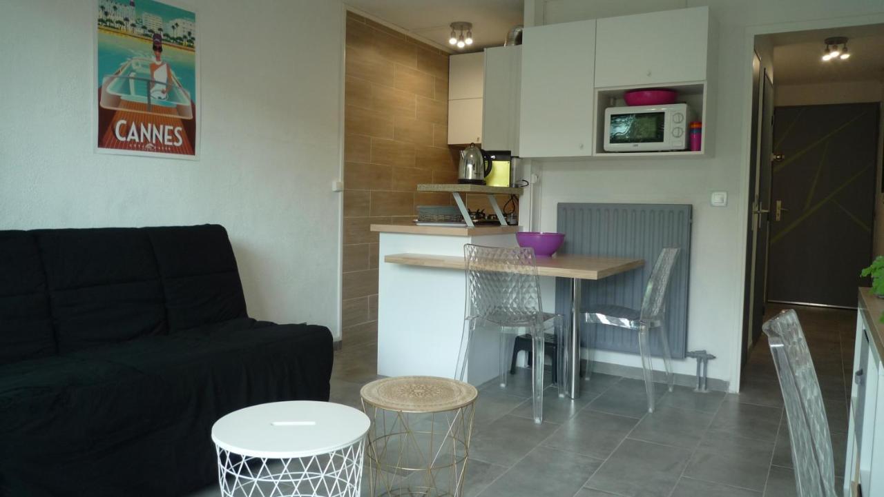 Appartementfrontdemersaintraphaelsantalucia Exteriör bild